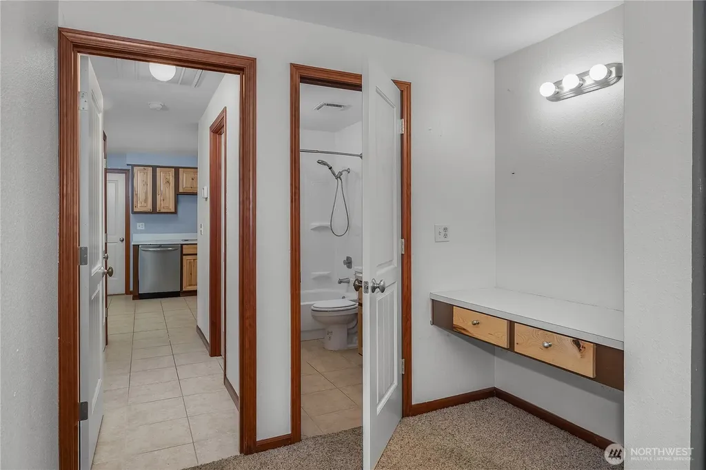 2015 8th Court SW Olympia WA 98502