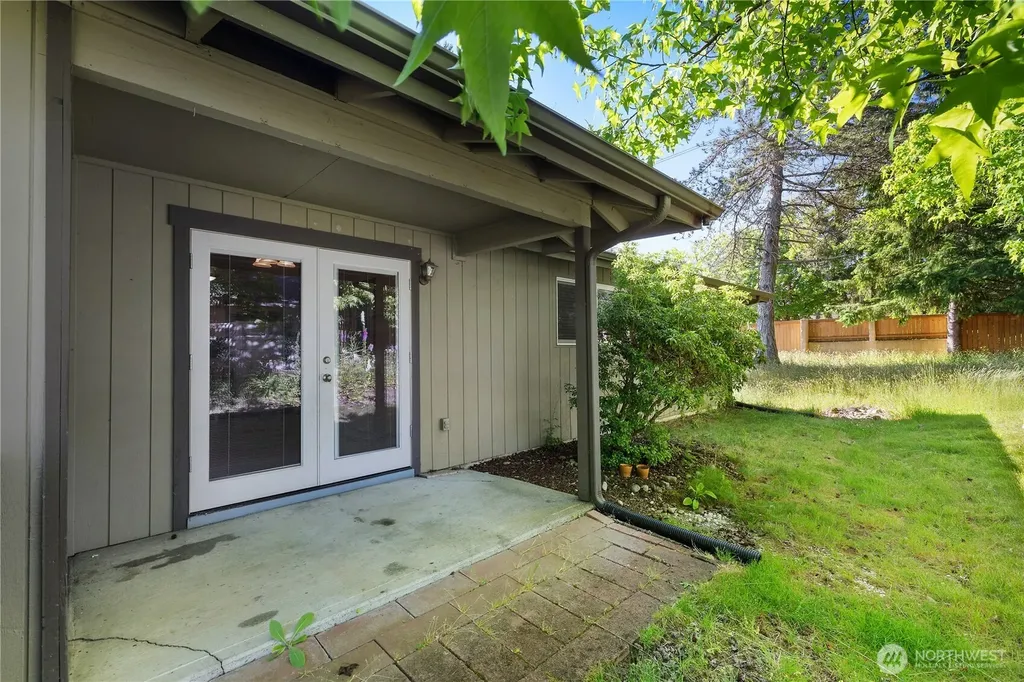 2015 8th Court SW Olympia WA 98502