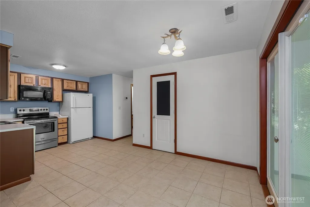 2015 8th Court SW Olympia WA 98502