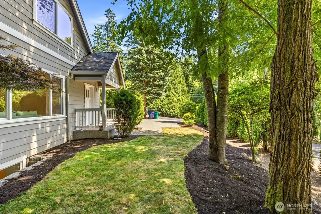 12309 80th Avenue NE Kirkland WA 98034