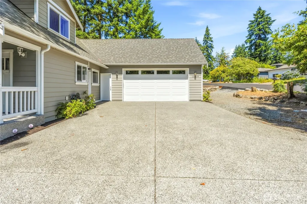 12309 80th Avenue NE Kirkland WA 98034