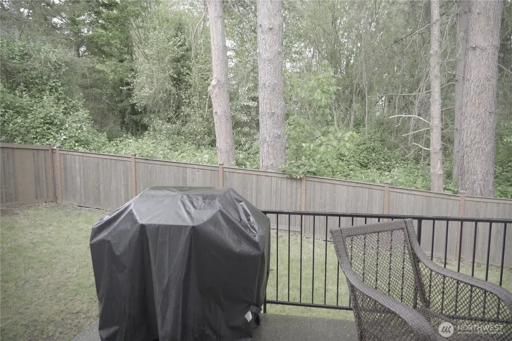 19232 SE 112th Pl SE Kent WA 98031