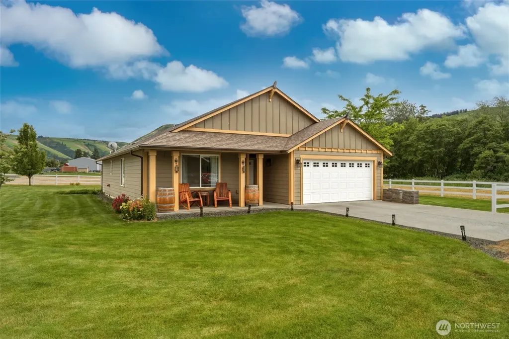 252 S Touchet Road Dayton WA 99328