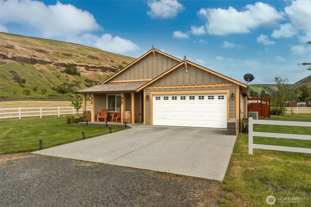 252 S Touchet Road Dayton WA 99328