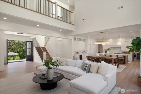 4024 85th Avenue SE Mercer Island WA 98040