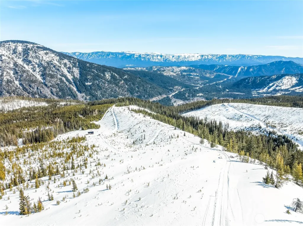 1 Mountain Club Fs Road 6930 Leavenworth WA 98826