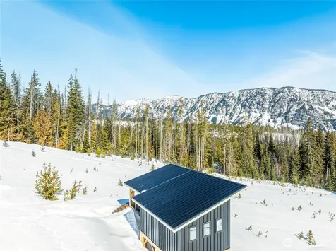 1 Mountain Club Fs Road 6930 Leavenworth WA 98826