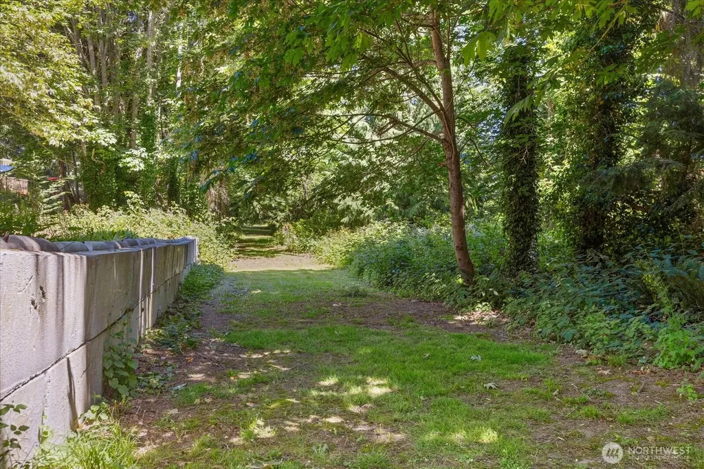 2459 Wells Way Camano Island WA 98282