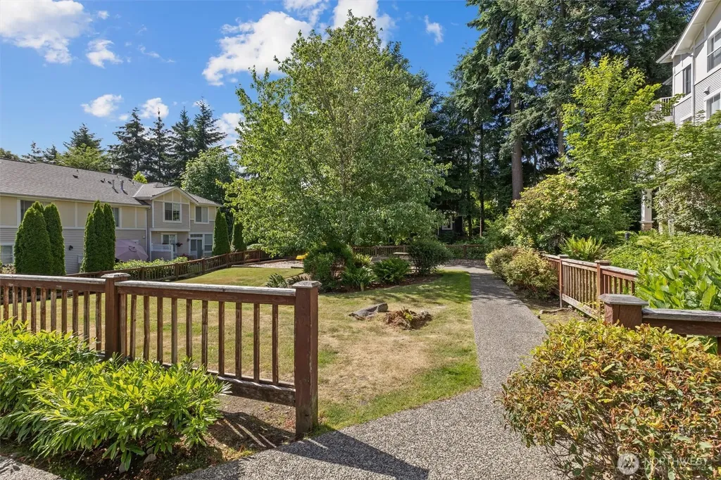 5383 164th Avenue SE Bellevue WA 98006