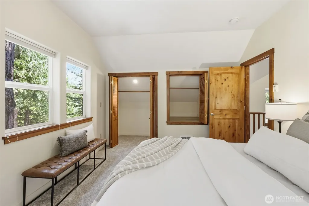 2307 Madrona Street Port Townsend WA 98368