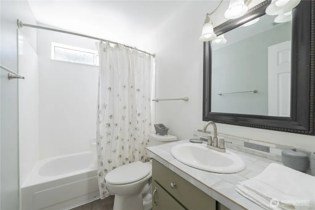13810 56th Drive SE Everett WA 98208