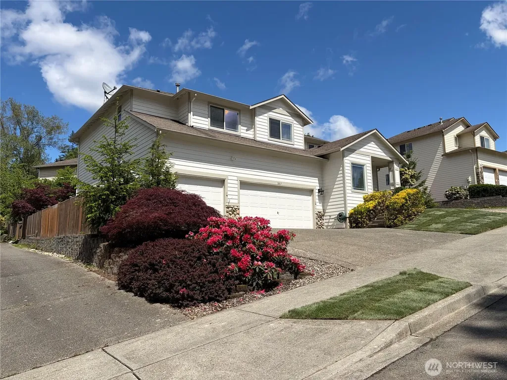 1817 180th Place SW Lynnwood WA 98037
