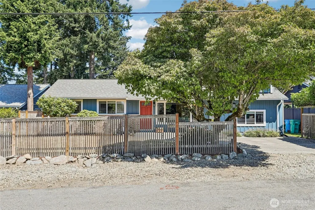 108 N 184th Street Shoreline WA 98133