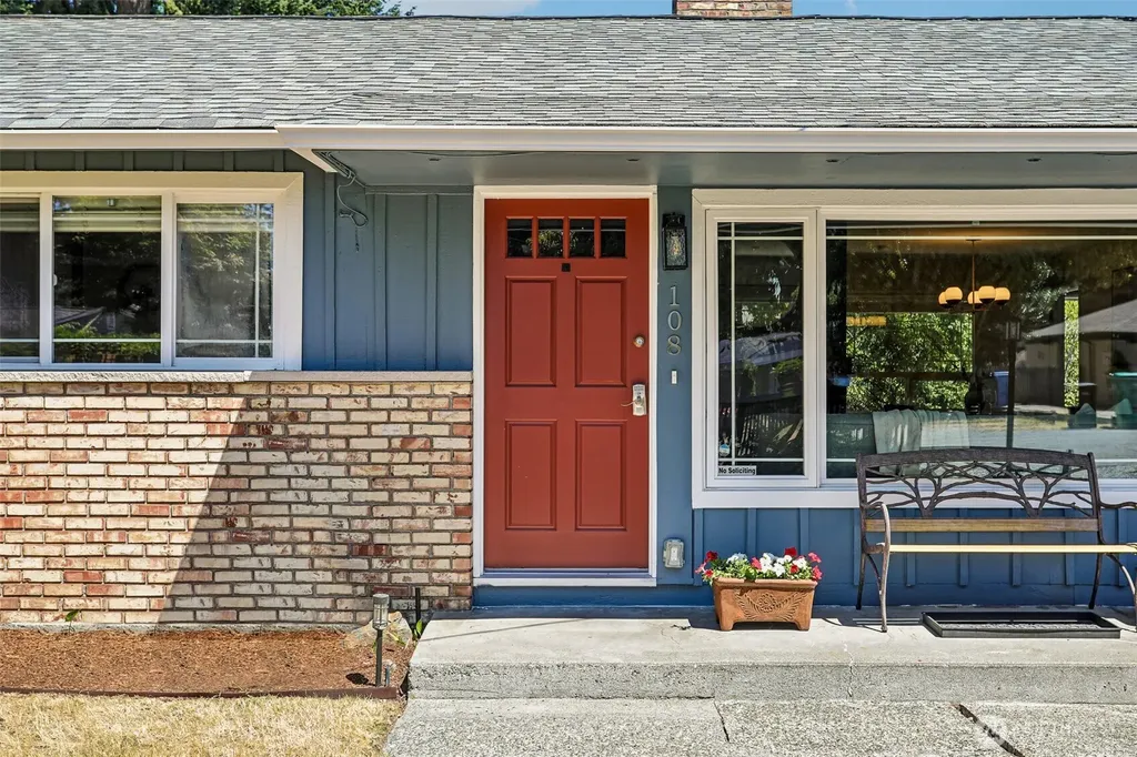108 N 184th Street Shoreline WA 98133