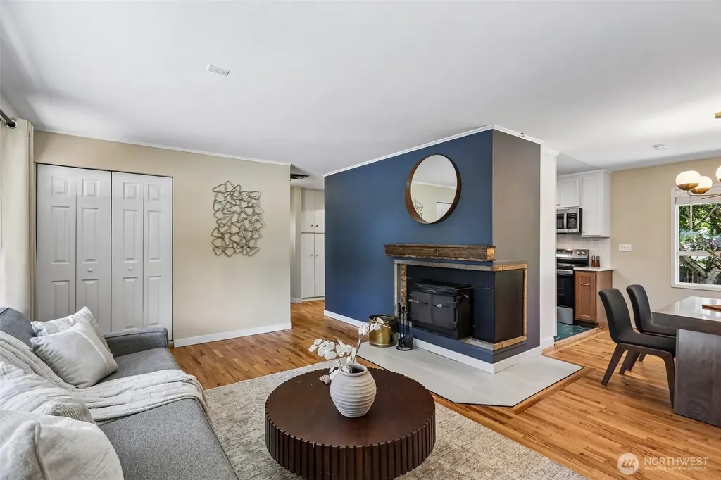 108 N 184th Street Shoreline WA 98133