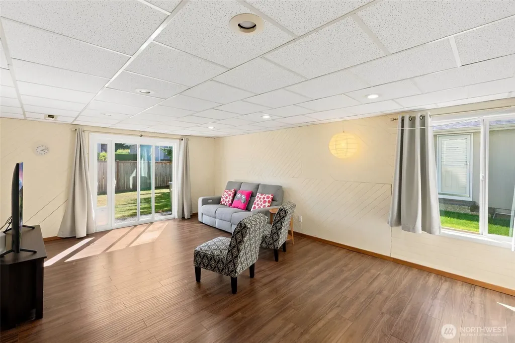 3657 SW 318th Street Federal Way WA 98023