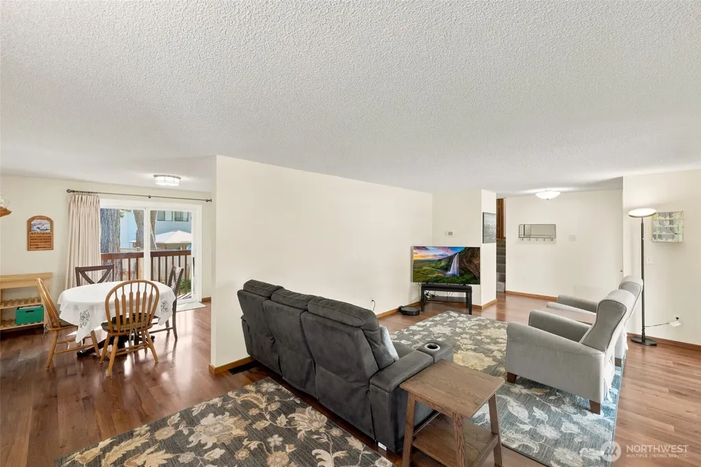 3657 SW 318th Street Federal Way WA 98023