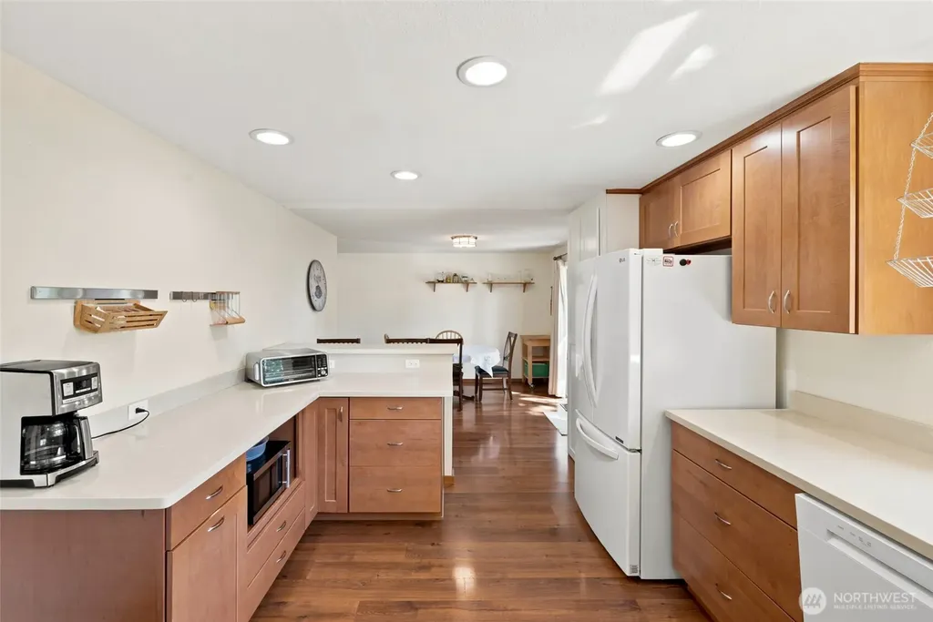 3657 SW 318th Street Federal Way WA 98023