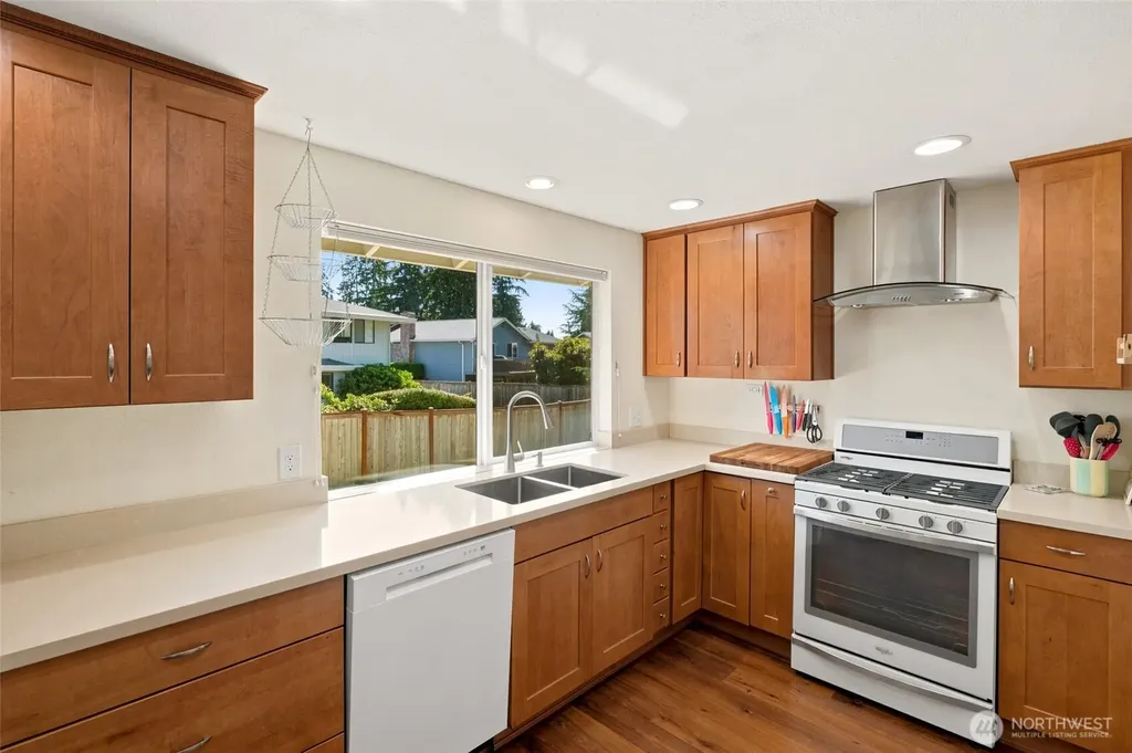 3657 SW 318th Street Federal Way WA 98023