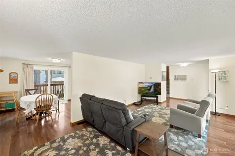 3657 SW 318th Street Federal Way WA 98023