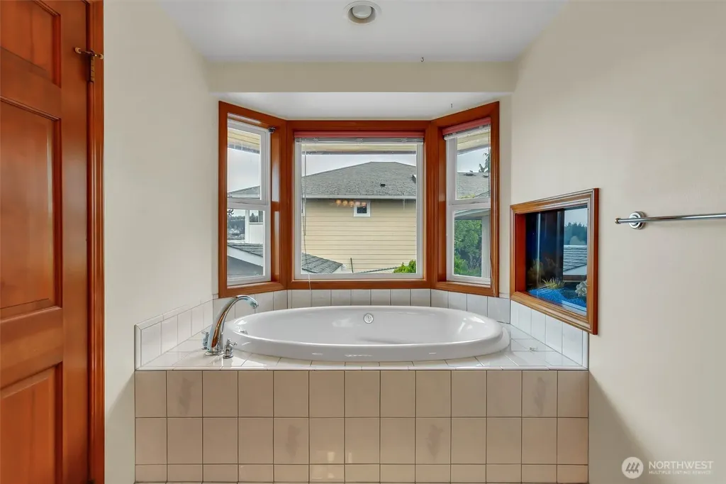 876 Rocky Point Drive Camano Island WA 98282