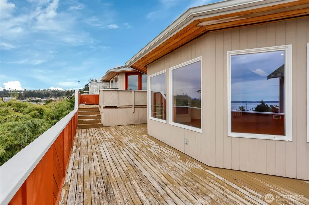 876 Rocky Point Drive Camano Island WA 98282