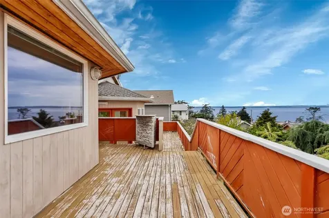 876 Rocky Point Drive Camano Island WA 98282