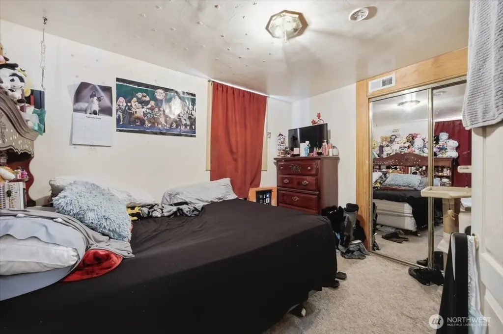 802 S 11th Avenue Pasco WA 99301