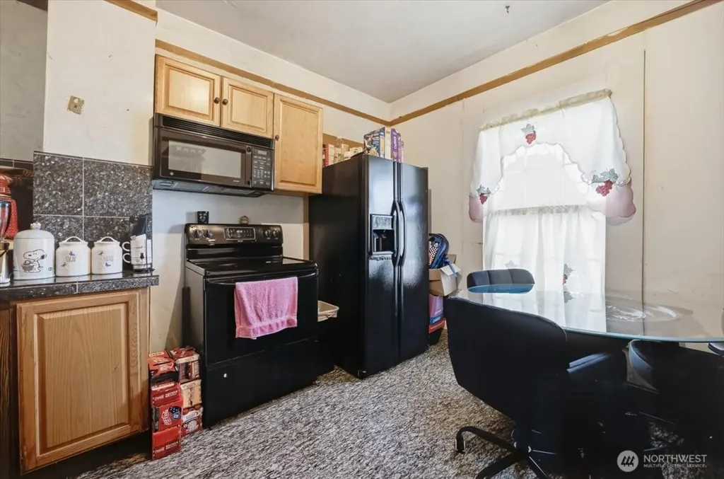 802 S 11th Avenue Pasco WA 99301