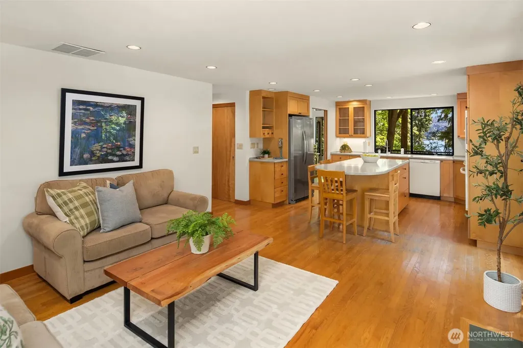 4336 E Mercer Way Mercer Island WA 98040