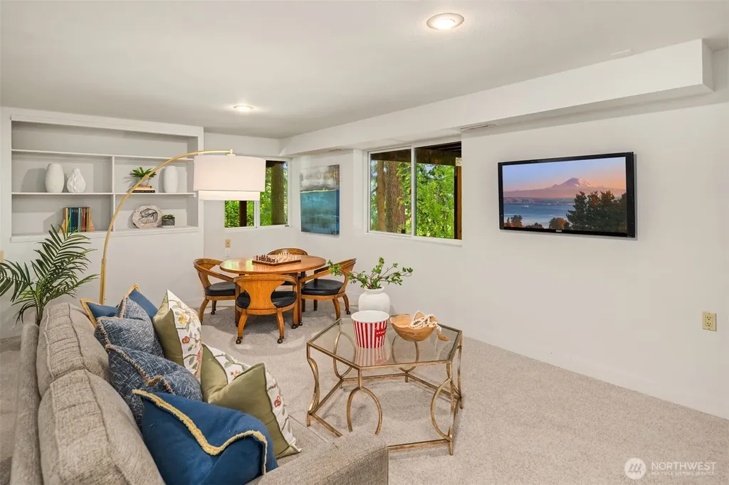 4336 E Mercer Way Mercer Island WA 98040