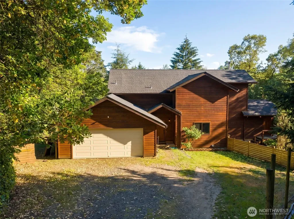 29601 131 Avenue SW Vashon WA 98070