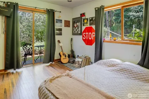 29601 131 Avenue SW Vashon WA 98070
