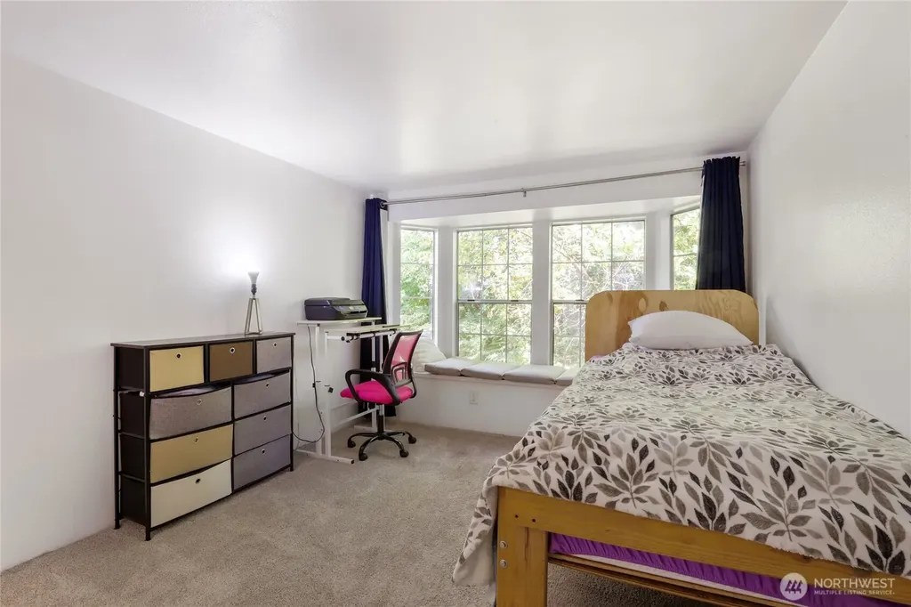 1800 NE John Carlson Road Bremerton WA 98311