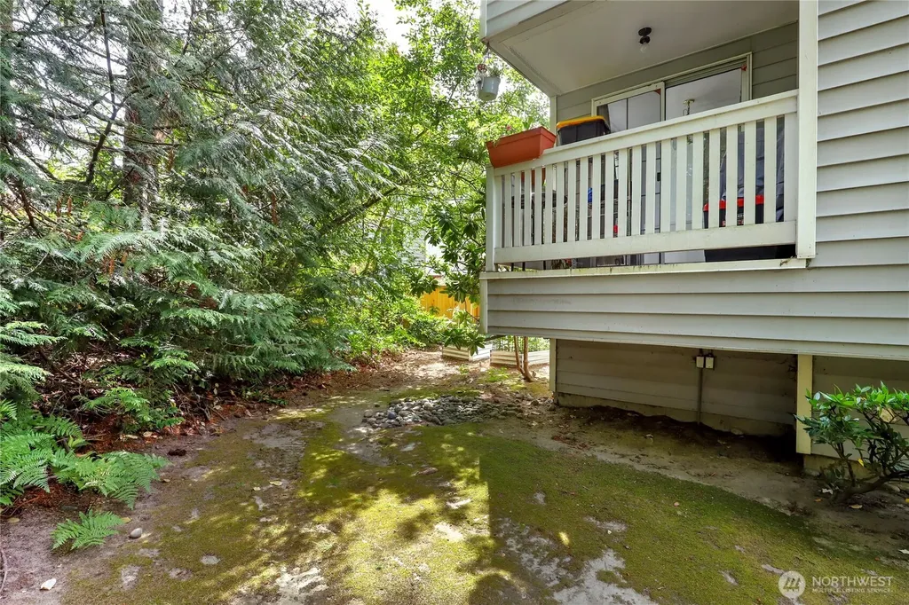 1800 NE John Carlson Road Bremerton WA 98311