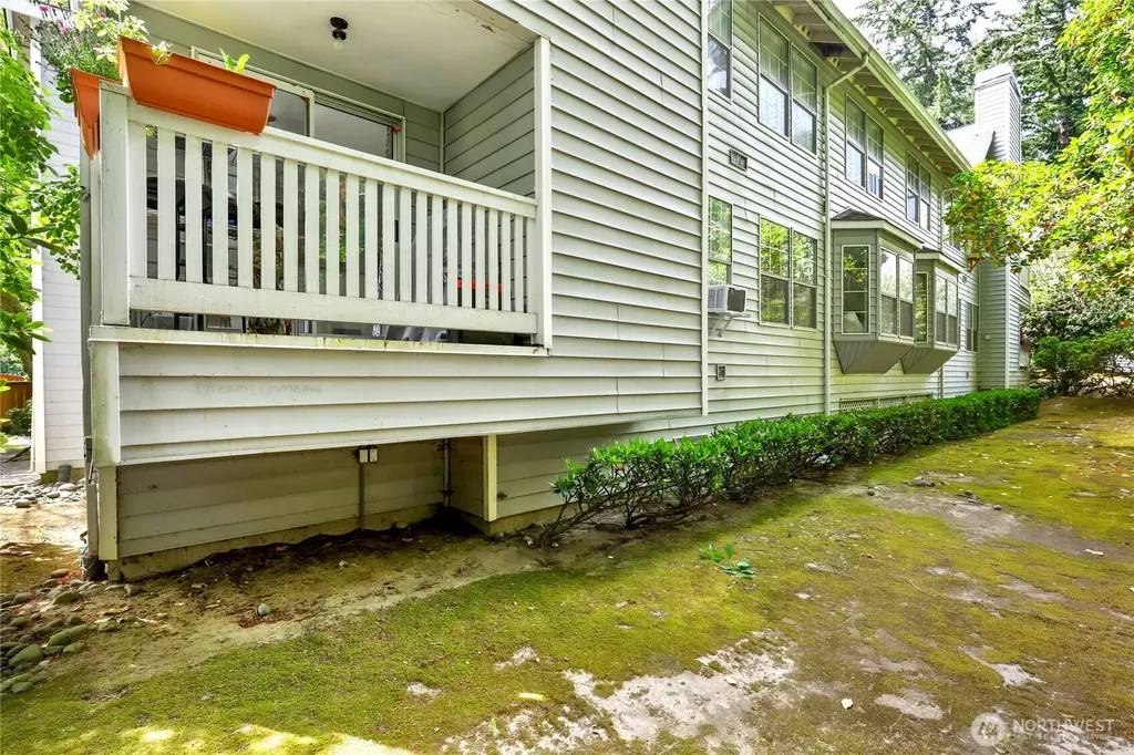 1800 NE John Carlson Road Bremerton WA 98311