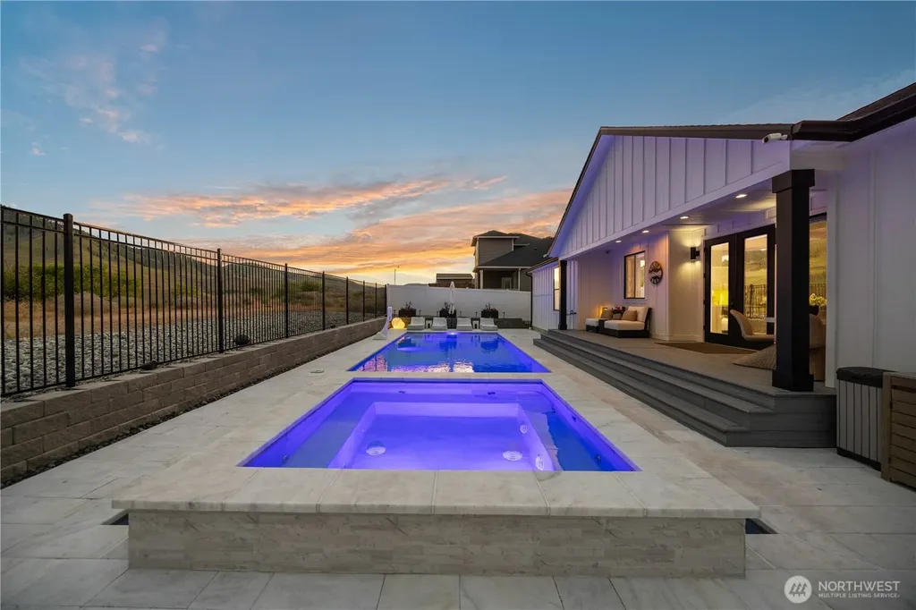 1118 Sunset Lane Chelan WA 98816