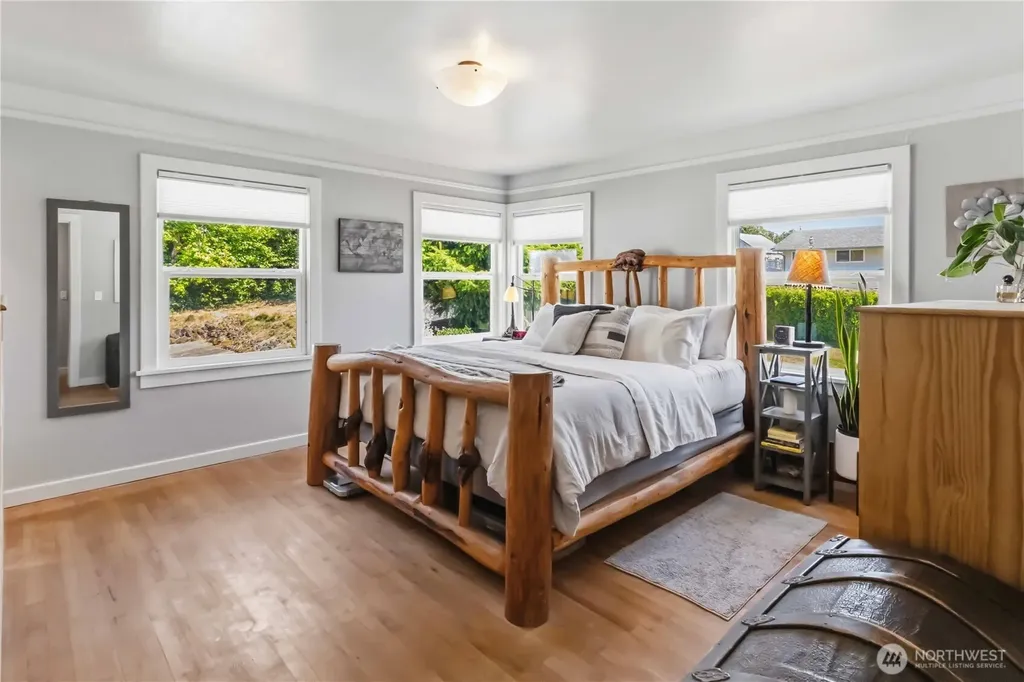 1921 Mt Brynion Road Kelso WA 98626
