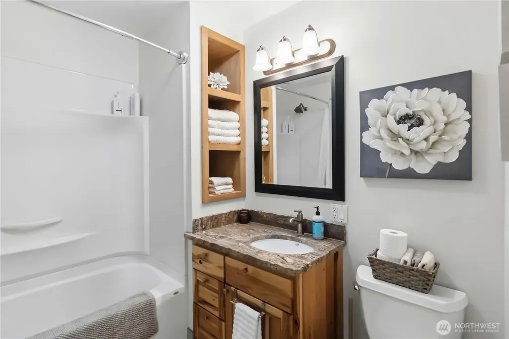 1921 Mt Brynion Road Kelso WA 98626