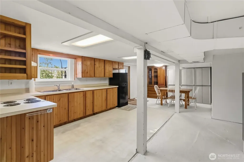 1921 Mt Brynion Road Kelso WA 98626