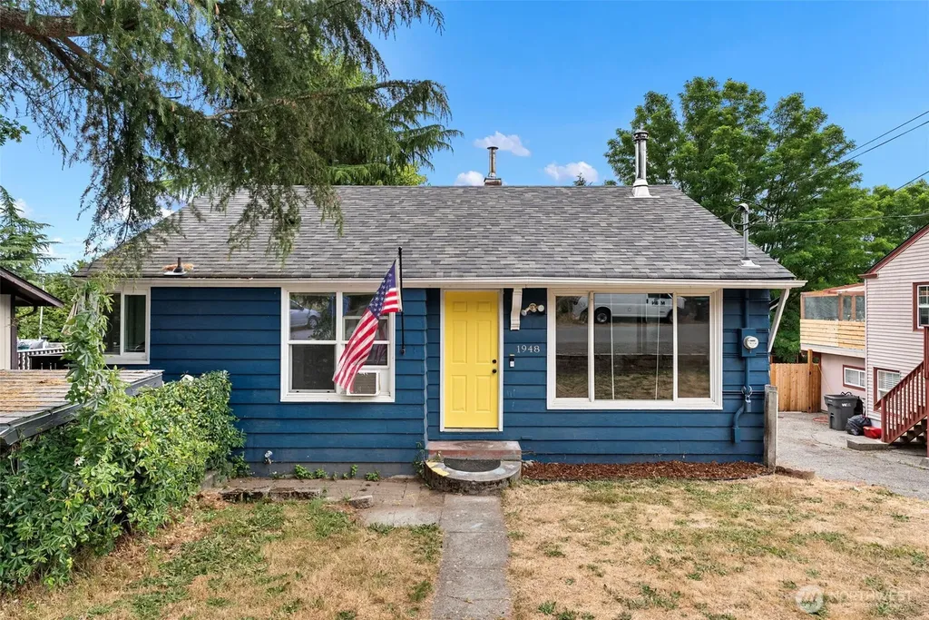 1948 N Callow Avenue Bremerton WA 98312