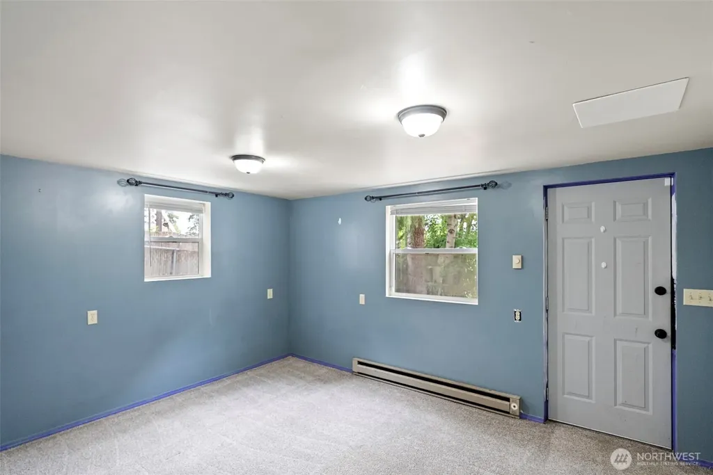 1948 N Callow Avenue Bremerton WA 98312