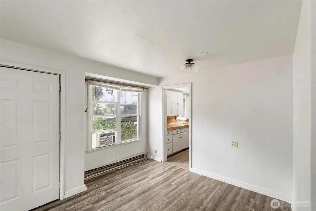 1948 N Callow Avenue Bremerton WA 98312