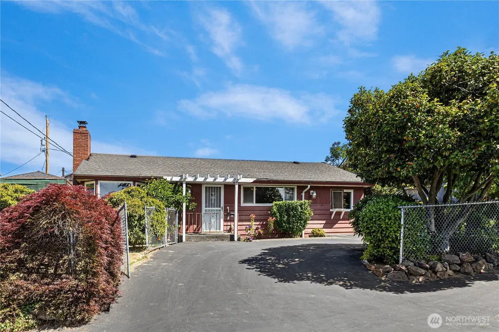 2410 NW 198th Street Shoreline WA 98177