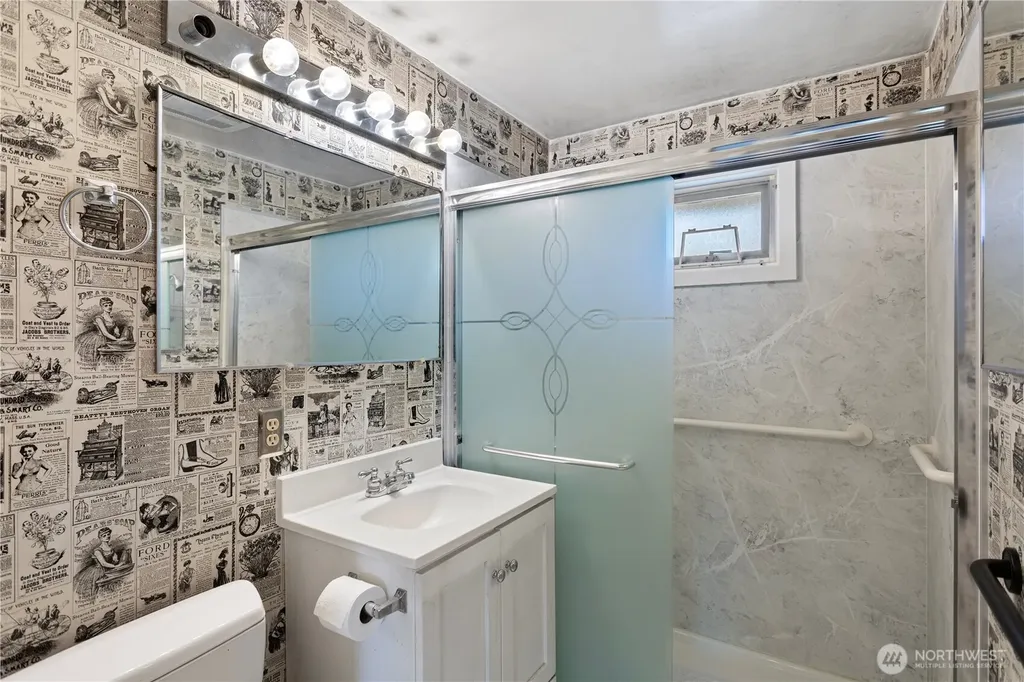 2410 NW 198th Street Shoreline WA 98177
