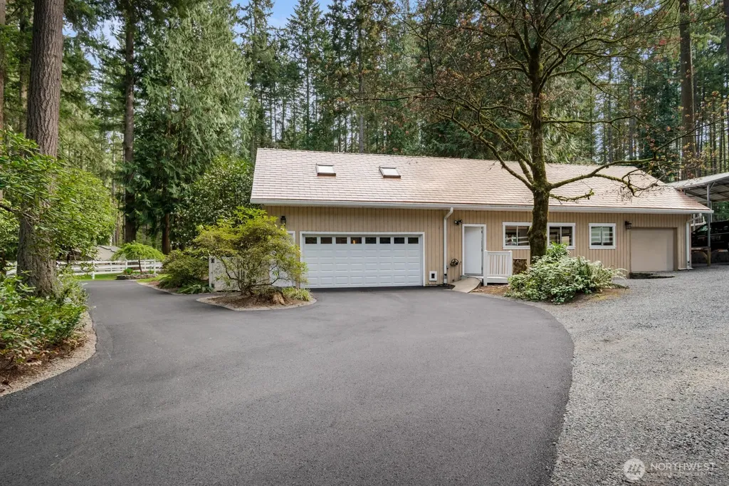 16 Bridlewood Circle Kirkland WA 98033