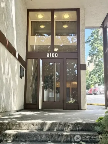 2100 N 106th Street Seattle WA 98133