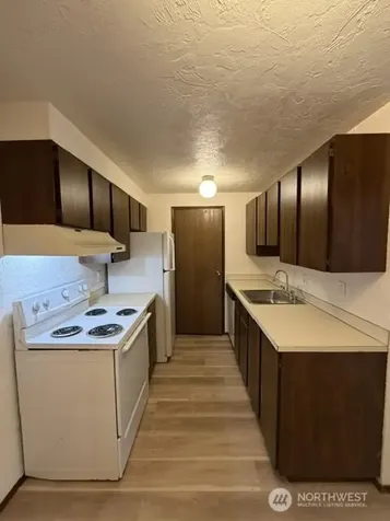 2100 N 106th Street Seattle WA 98133