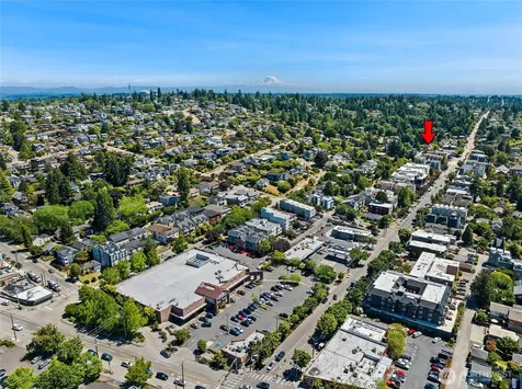 7114 California Avenue SW Seattle WA 98136