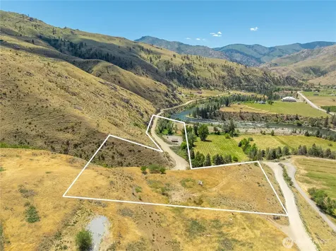 164 Burma Road Pateros WA 98846